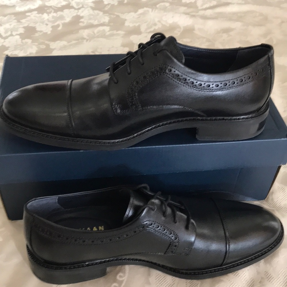 COLE HAAN Buckland Cap Toe Oxford - Picture 5 of 8